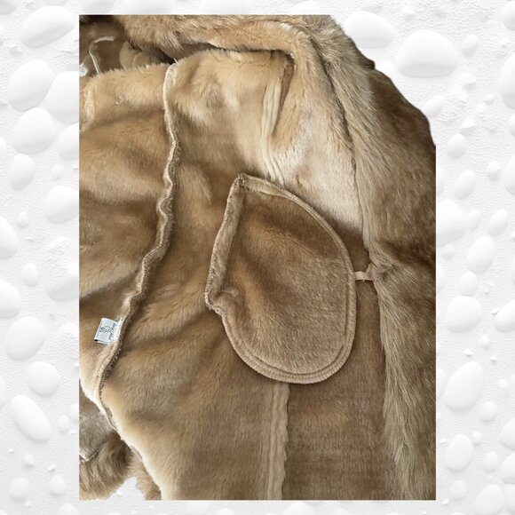 “Y2K Baby Phat Faux Fur Coat,” “Kimora Lee Simmons GIRLZ” “Collector’s Item! M - Picture 8 of 15